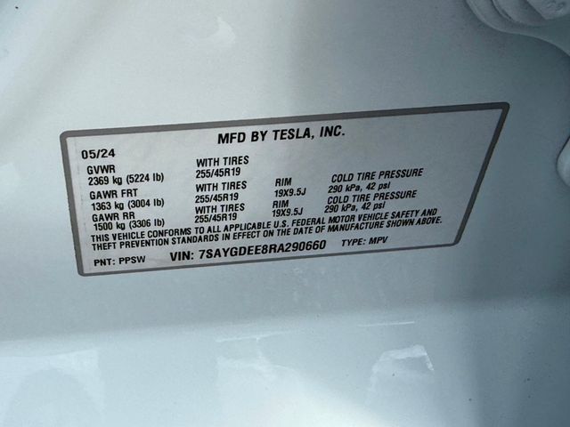 2024 Tesla Model Y Long Range AWD - 22996504 - 37