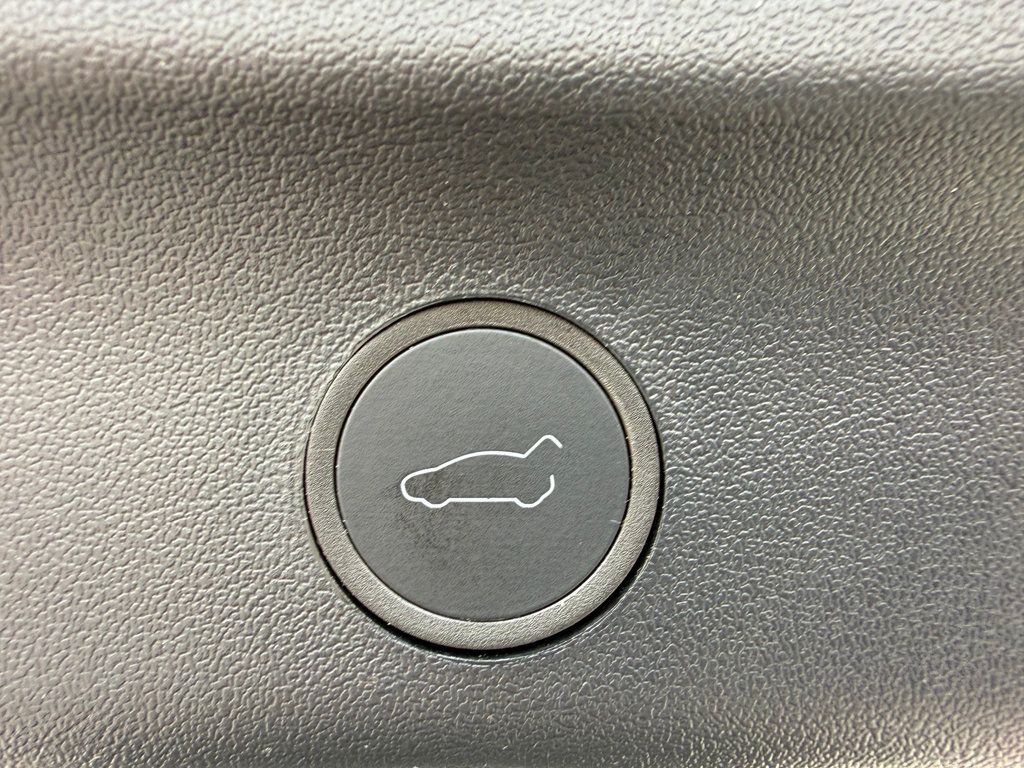 2024 Tesla Model Y Long Range AWD - 23001014 - 26