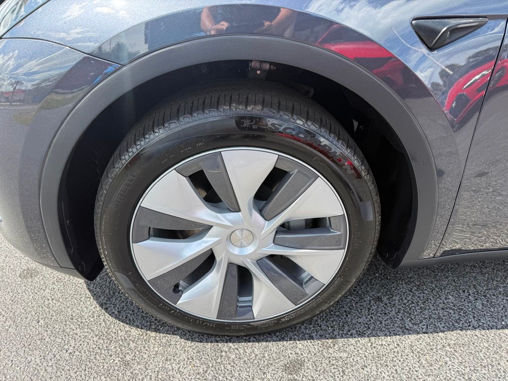 2024 Tesla Model Y Long Range AWD - 23001014 - 37
