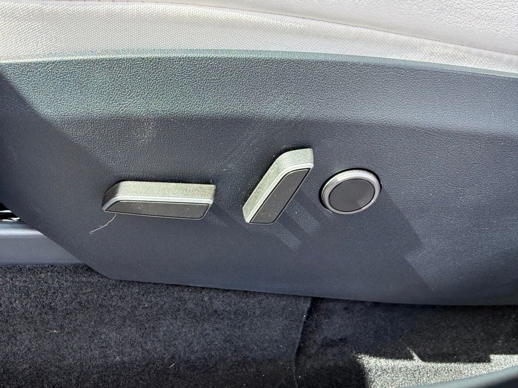 2024 Tesla Model Y Long Range AWD - 23003009 - 9