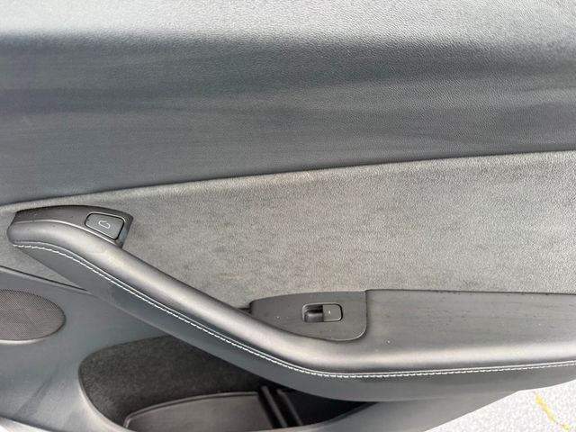 2024 Tesla Model Y Long Range AWD - 23003009 - 27