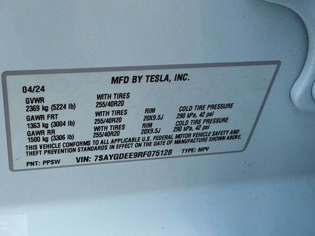 2024 Tesla Model Y Long Range AWD - 23003009 - 37