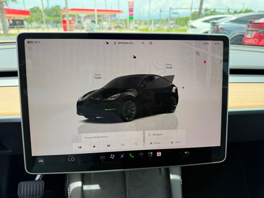 2024 Tesla Model Y Long Range AWD - 23043360 - 10