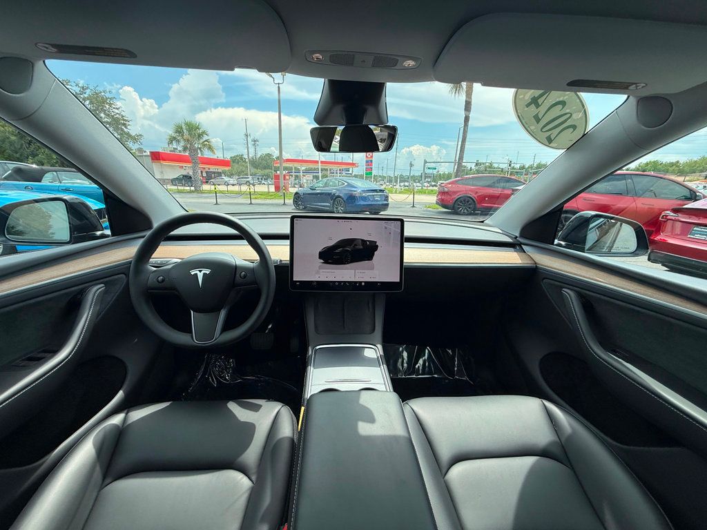 2024 Tesla Model Y Long Range AWD - 23043360 - 19