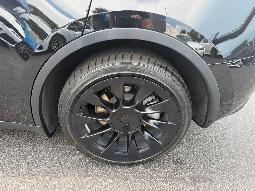 2024 Tesla Model Y Long Range AWD - 23043360 - 34