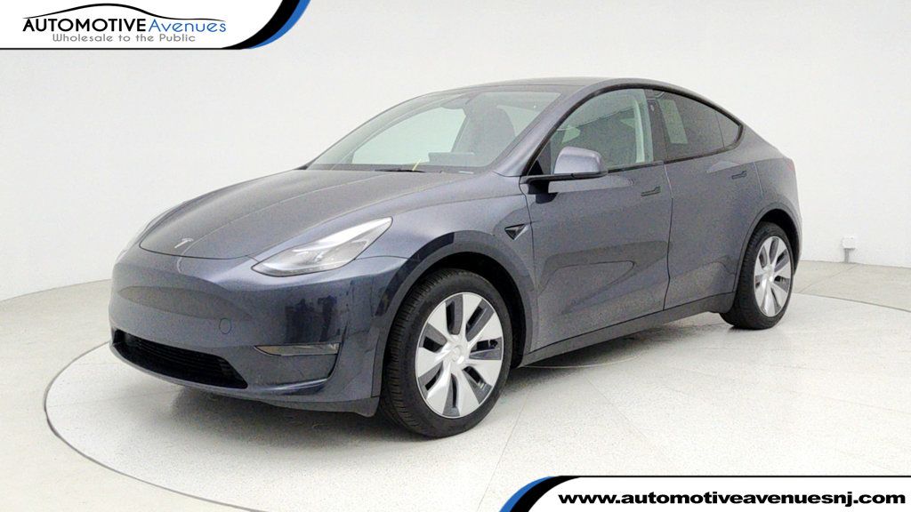 2024 Tesla Model Y Long Range AWD - 22943383 | Video 1