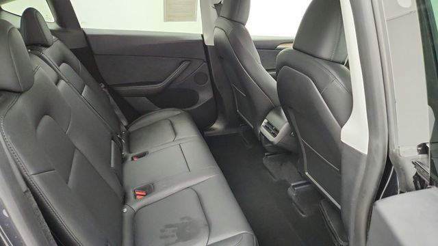 2024 Tesla Model Y Long Range AWD - 22943383 - 26