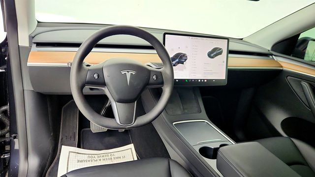 2024 Tesla Model Y Long Range AWD - 23000899 - 11