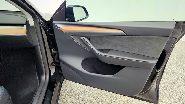 2024 Tesla Model Y Long Range AWD - 23008366 - 29