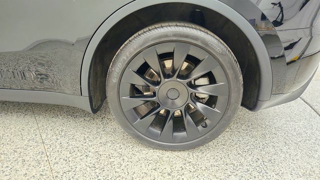 2024 Tesla Model Y Long Range AWD - 23008366 - 8