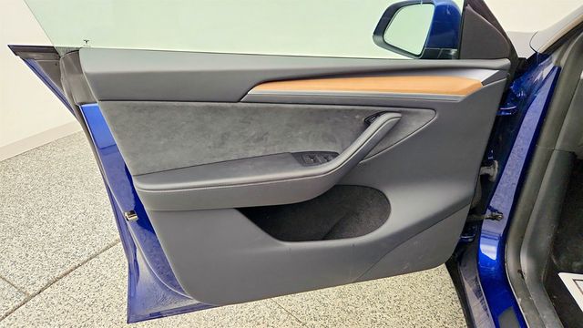 2024 Tesla Model Y Long Range AWD - 23010787 - 10