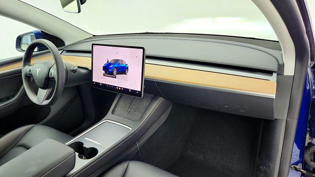 2024 Tesla Model Y Long Range AWD - 23010787 - 26