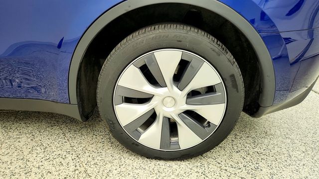 2024 Tesla Model Y Long Range AWD - 23010787 - 8