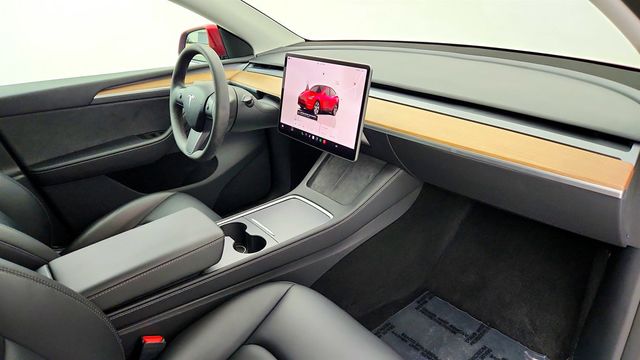 2024 Tesla Model Y Long Range AWD - 23054859 - 28