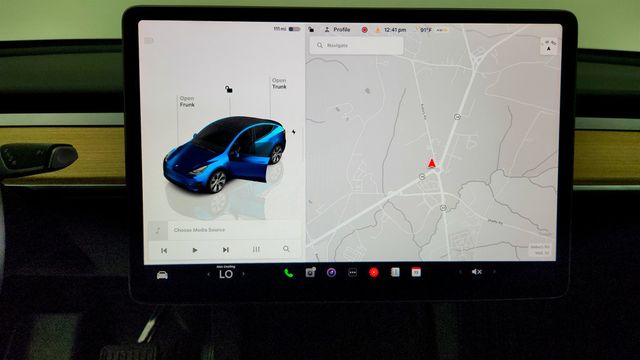 2024 Tesla Model Y Long Range AWD - 23066413 - 22