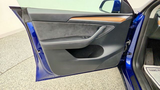 2024 Tesla Model Y Long Range AWD - 23072401 - 10