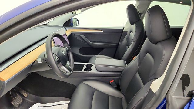2024 Tesla Model Y Long Range AWD - 23075721 - 22