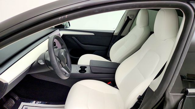 2024 Tesla Model Y Long Range AWD - 23083374 - 22