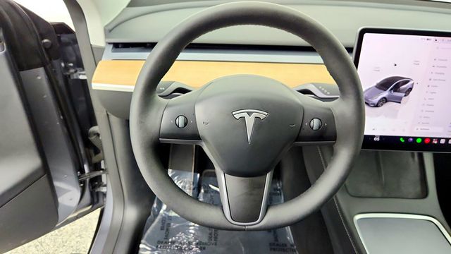2024 Tesla Model Y Long Range AWD - 23092453 - 12
