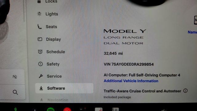 2024 Tesla Model Y Long Range AWD - 23092453 - 13