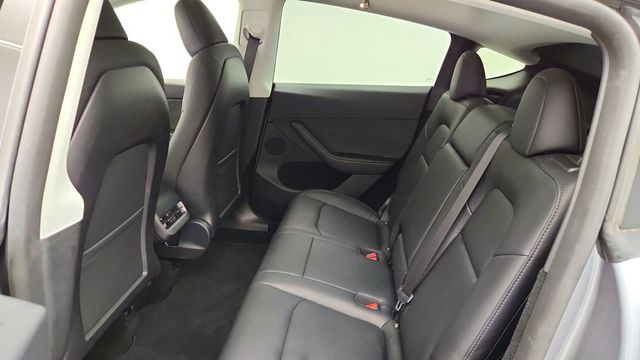 2024 Tesla Model Y Long Range AWD - 23092453 - 24