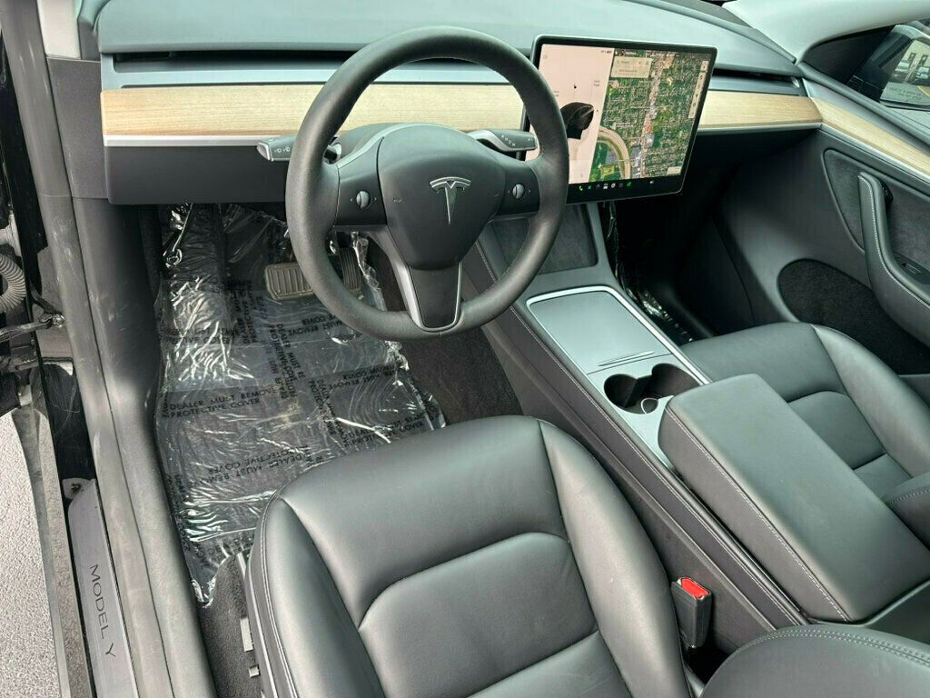2024 Tesla Model Y Long Range AWD - 23058457 - 13