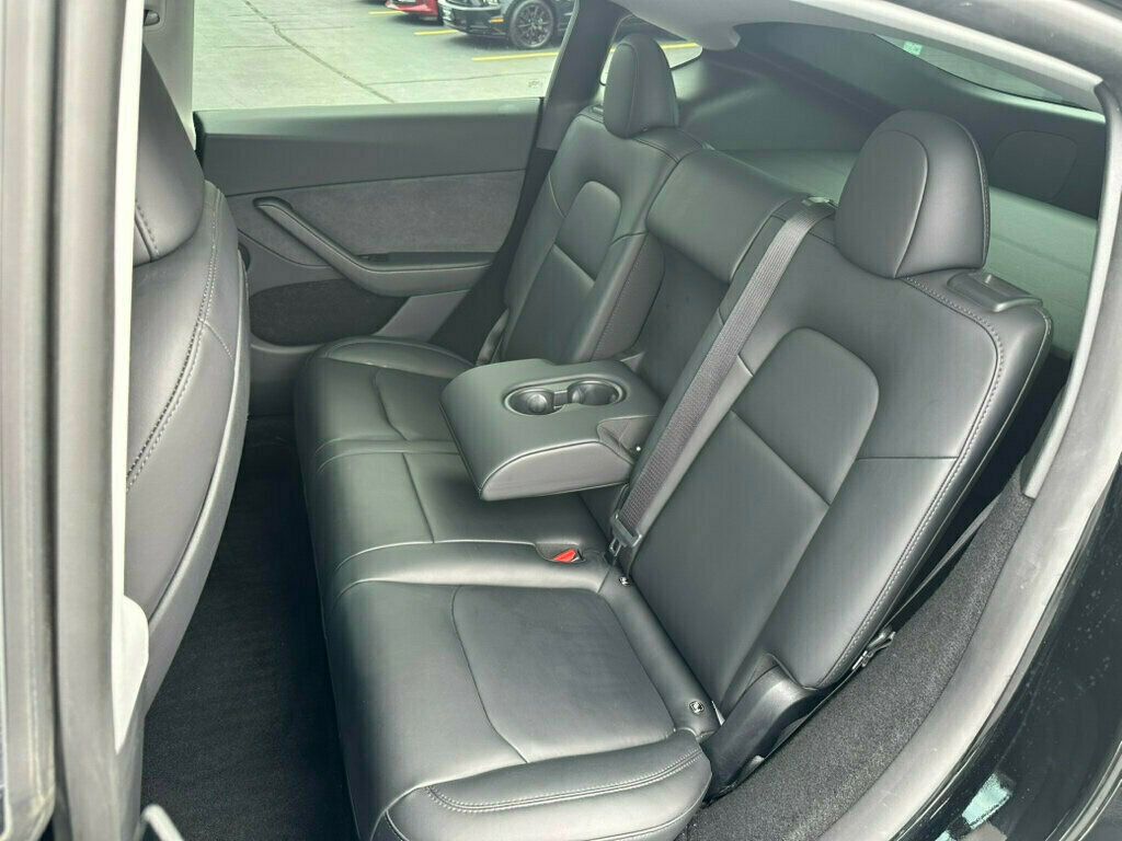 2024 Tesla Model Y Long Range AWD - 23058457 - 29