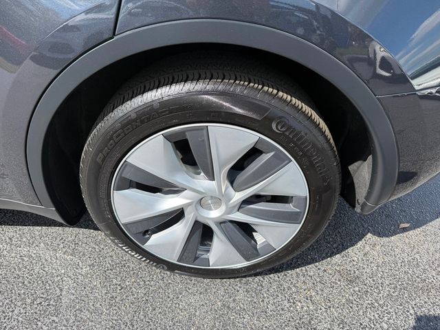 2024 Tesla Model Y **Long Range AWD 7 PASSENGERS** - 22994434 - 34