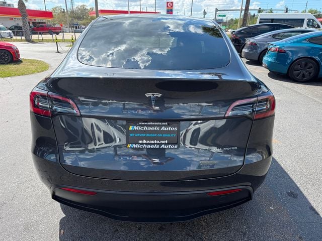 2024 Tesla Model Y **Long Range AWD 7 PASSENGERS** - 22994434 - 5