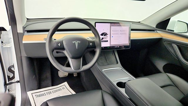 2024 Tesla Model Y Long Range AWD w/ 20'' Induction Wheels! - 23009524 - 10