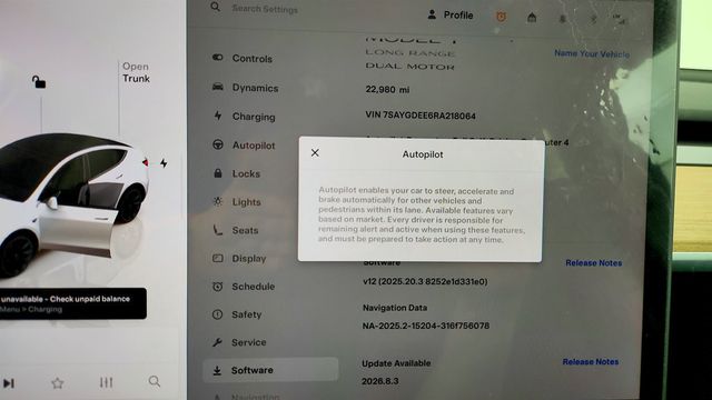 2024 Tesla Model Y Long Range AWD w/ 20'' Induction Wheels! - 23009524 - 14