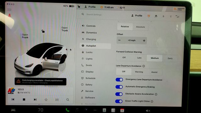 2024 Tesla Model Y Long Range AWD w/ 20'' Induction Wheels! - 23009524 - 18