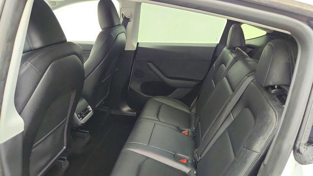 2024 Tesla Model Y Long Range AWD w/ 20'' Induction Wheels! - 23009524 - 23