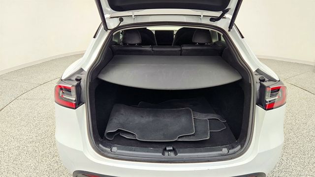 2024 Tesla Model Y Long Range AWD w/ 20'' Induction Wheels! - 23009524 - 24