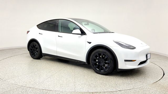 2024 Tesla Model Y Long Range AWD w/ 20'' Induction Wheels! - 23009524 - 2