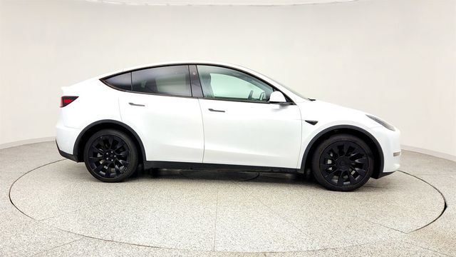 2024 Tesla Model Y Long Range AWD w/ 20'' Induction Wheels! - 23009524 - 3