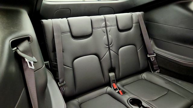 2024 Tesla Model Y Long Range AWD w/ 7-Seat Interior & Premium Connectivity - 23003949 - 24