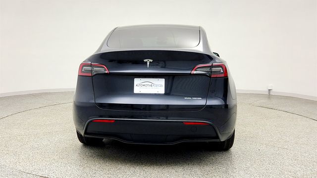 2024 Tesla Model Y Long Range AWD w/ 7-Seat Interior & Premium Connectivity - 23003949 - 5