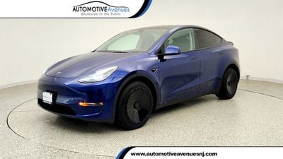 2024 Tesla Model Y - 7SAYGDEE8RF165273