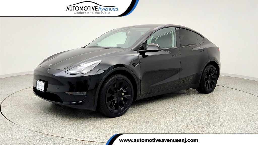 2024 Tesla Model Y Long Range AWD with 20'' Induction Wheels - 23008366 | Video 1