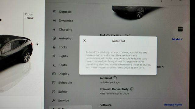 2024 Tesla Model Y Long Range AWD with 7 Seat White & Black Premium Interior - 22969693 - 15