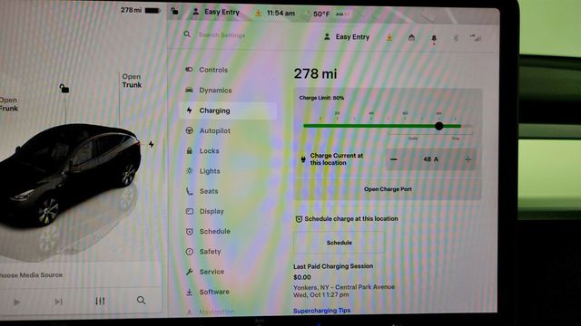 2024 Tesla Model Y Long Range AWD with 7 Seat White & Black Premium Interior - 22969693 - 17