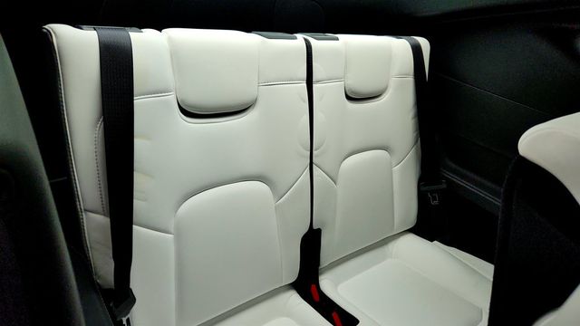 2024 Tesla Model Y Long Range AWD with 7 Seat White & Black Premium Interior - 22969693 - 27