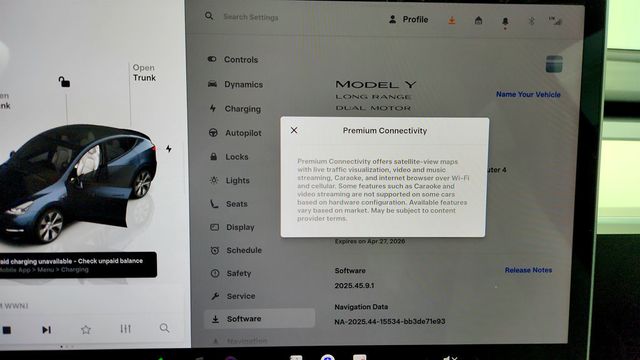 2024 Tesla Model Y Long Range AWD w/ White & Black Premium Interior - 23009155 - 16