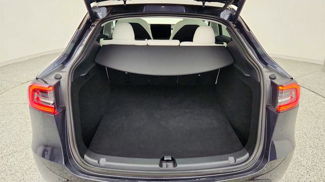 2024 Tesla Model Y Long Range AWD w/ White & Black Premium Interior - 23009155 - 24