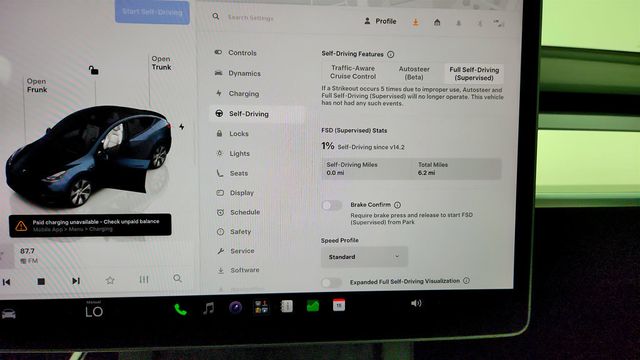 2024 Tesla Model Y Long Range AWD w/ White & Black Premium Interior - 23053785 - 18