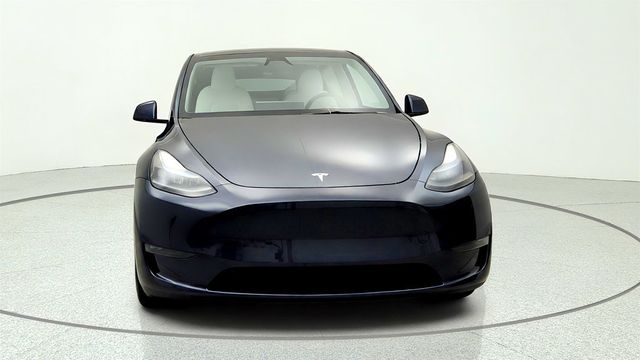 2024 Tesla Model Y Long Range AWD w/ White & Black Premium Interior - 23053785 - 1