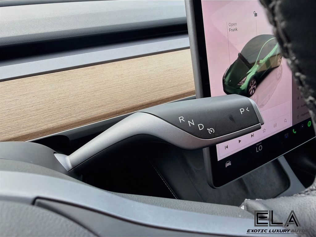 2024 Tesla Model Y Long Range RWD - 23061238 - 17