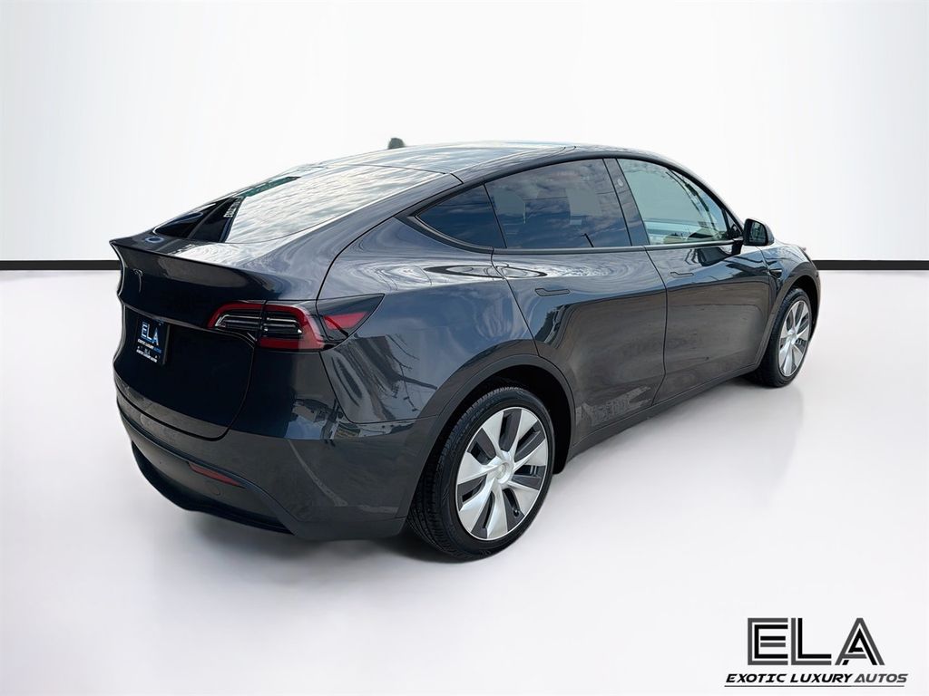 2024 Tesla Model Y Long Range RWD - 23061238 - 38
