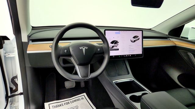 2024 Tesla Model Y Long Range RWD - 23041702 - 11